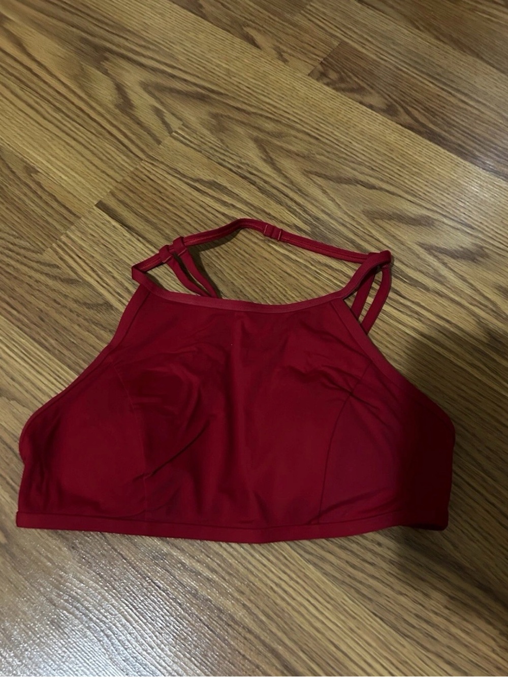 Lululemon Women’s High-Neck Red swim top “see the sea” size 6,great condition